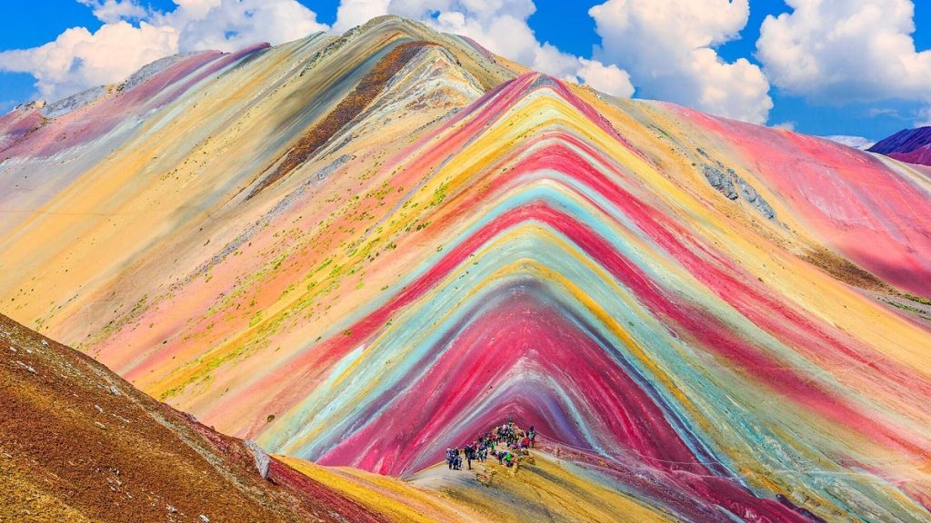 کوه رنگین‌کمانی (Rainbow Mountain) - پرو