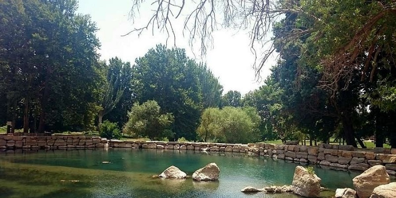 جاهای دیدنی بیستون: سراب