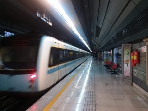 با مترو چجوری برم عبدل اباد؟