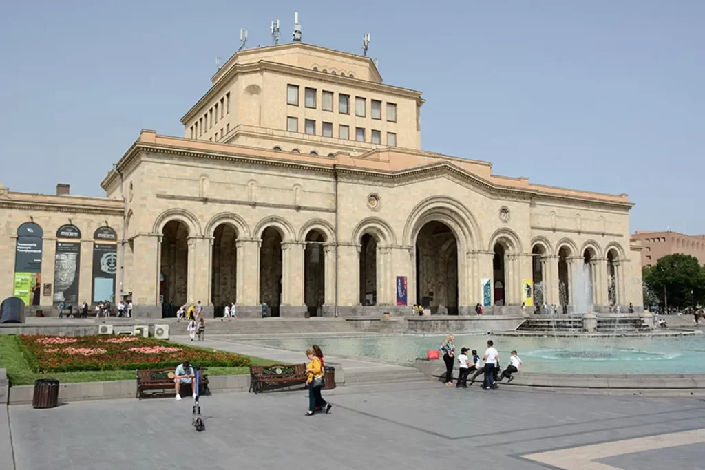 میدان جمهوری ایروان