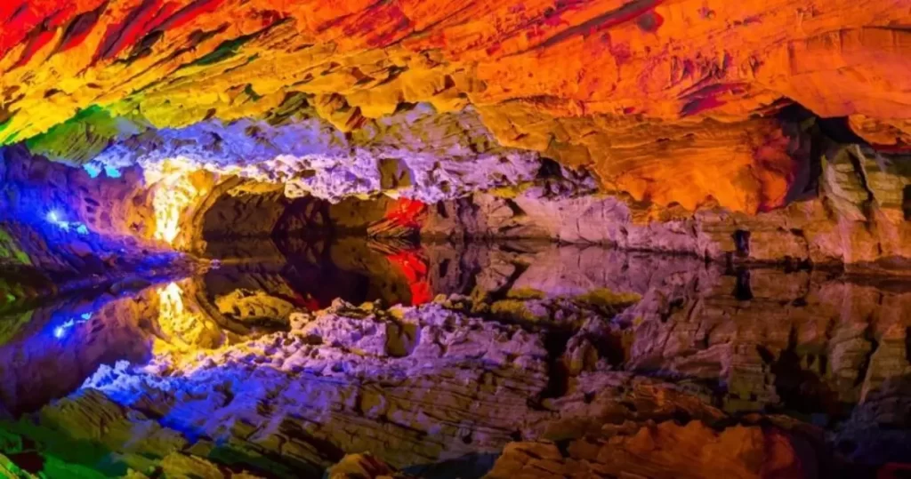 آیا غار کتله‌خور از علی‌صدر زیباتر است؟